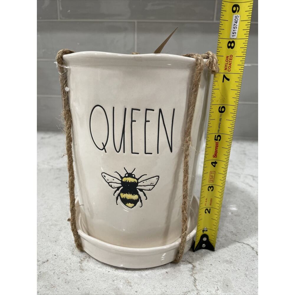 QUEEN BEE Rae Dunn Embossed Ceramic White 7.5” Planter w/ Saucer & Drain Hole - Picture 4 of 7